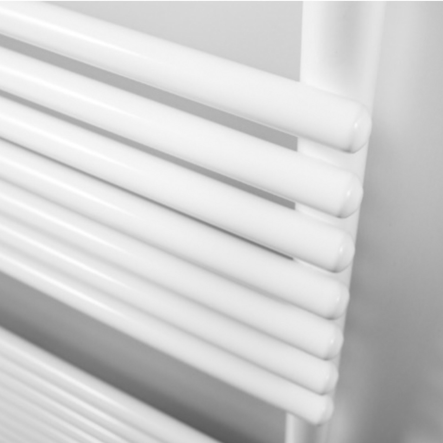 Logatrend Therm direct Q 1220x450 Badheizkörper Kreuzverbund, Mittenanschluss, weiß - 2